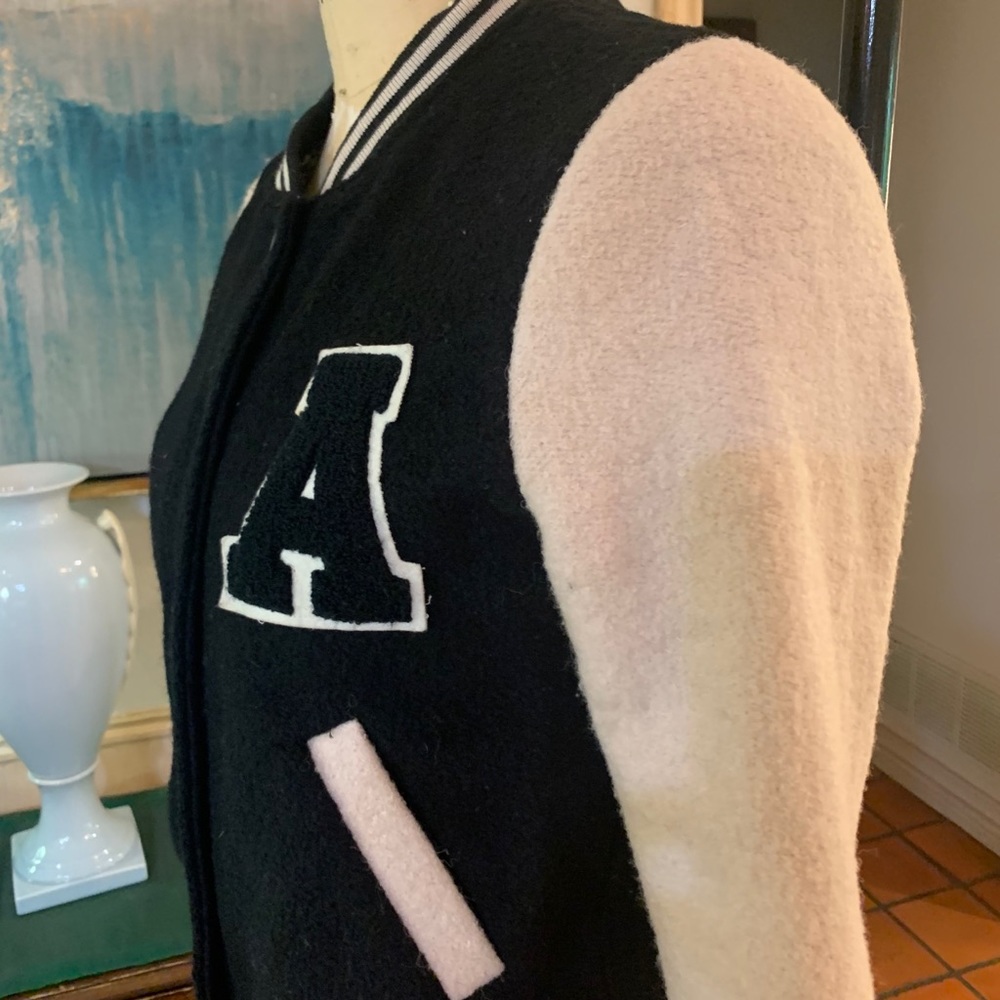 Jacket - Picture 3 of 4